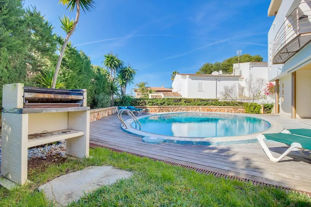Villa Cala Blava 루크마호르 0*,