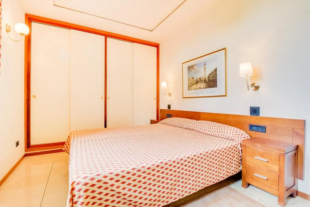 Villa Cala Blava 루크마호르