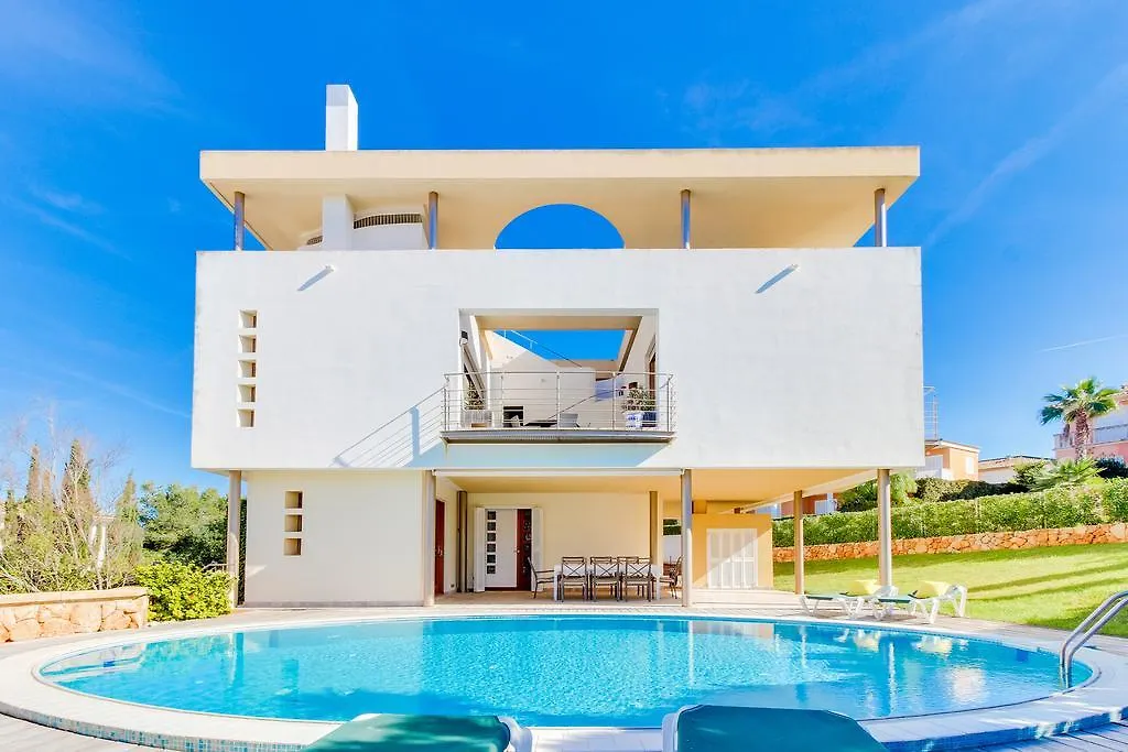 Villa Cala Blava 루크마호르